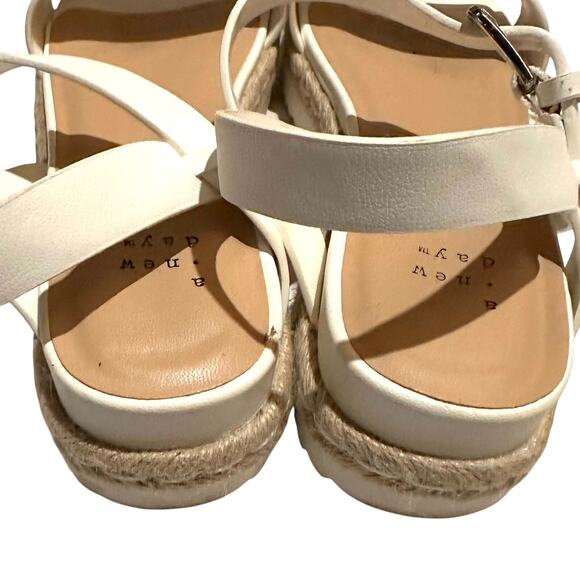 A New Day Off White Jute Stripe Platform Sandals Women's 8.5 - Picture 6 of 7